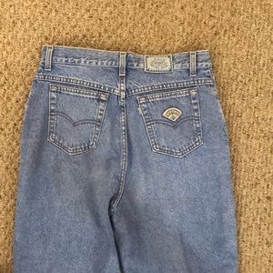 Levi’s High Waisted Mom Jeans